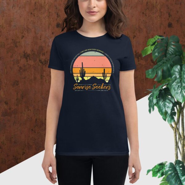 Women's short sleeve t-shirt - Image 2